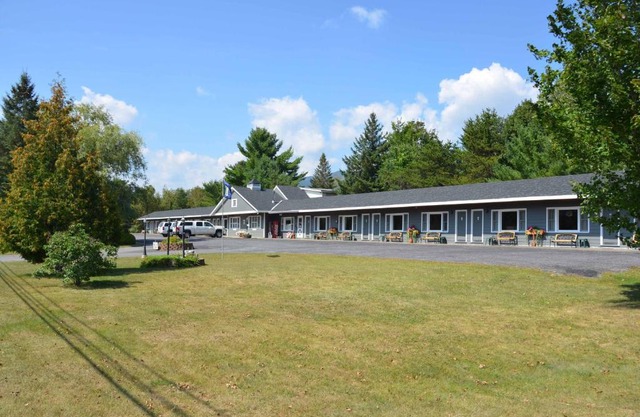 Grand View Motel