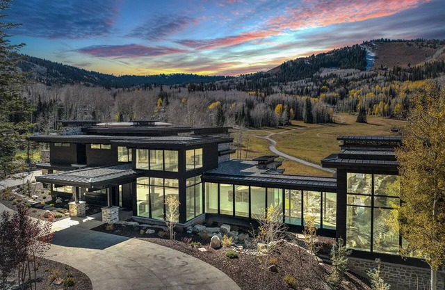 Lavish Alpine Retreat | Game Room, Sauna, Home Theater & Hot Tub w/ Mtn Views