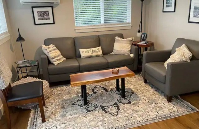 Grandview Guest Suite Downtown Gig Harbor