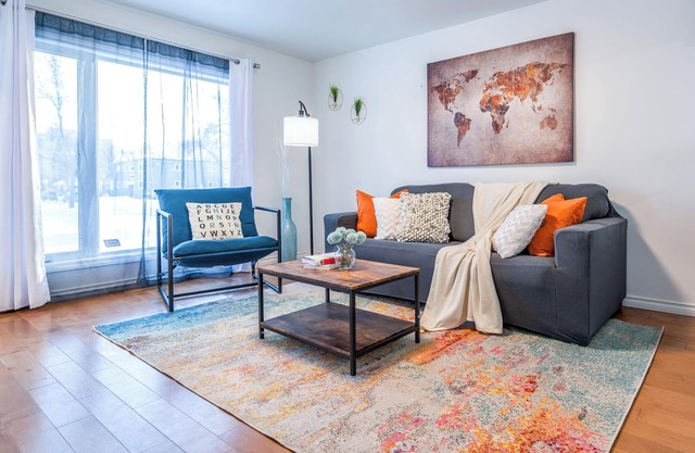 Grant Park Getaway: Entire 3-BR Home +Flex Room