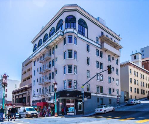 Grant Plaza Hotel