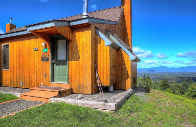 Gray Fox 17 - Wonderful 3 bedroom ski in/ski out condo at Saddleback!