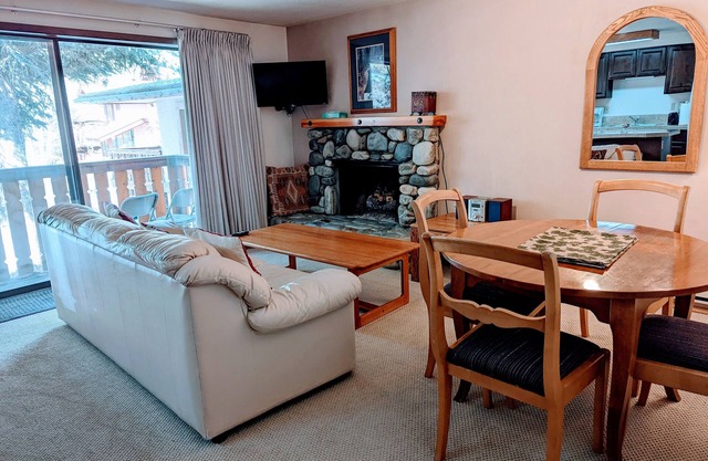 Große 1 (Plus)-Zimmer-Wohnung. Dies ist die beste Lage in Ketchum!