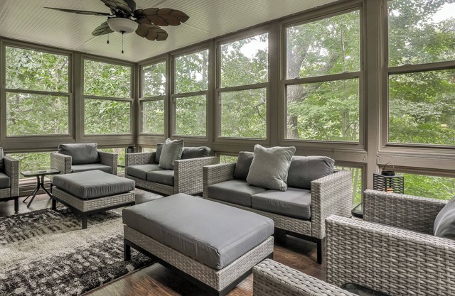 Great Escape | Stylish, Spacious w/Gathering/Relaxing Areas for Fun | Memorable