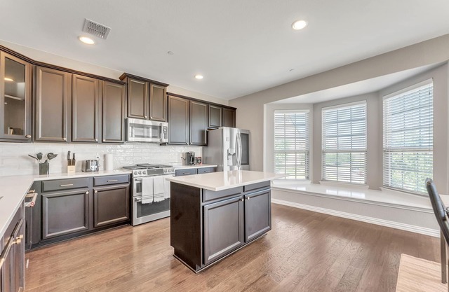 Great Home w/king/Foosball table