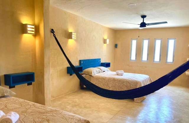 Great house near the beach with pool