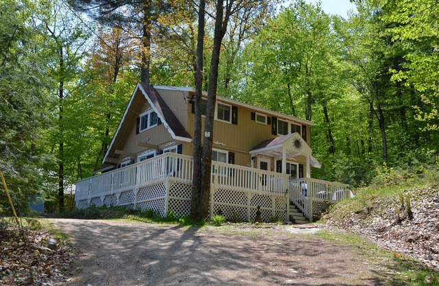 Tolles Haus zu Fuß vom Strand von Middle Pea, Kajak und Kanu zur Verfügung gestellt
