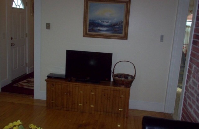 Great Location Accross From Bay. 15 and 25 percent spring and summer discount!