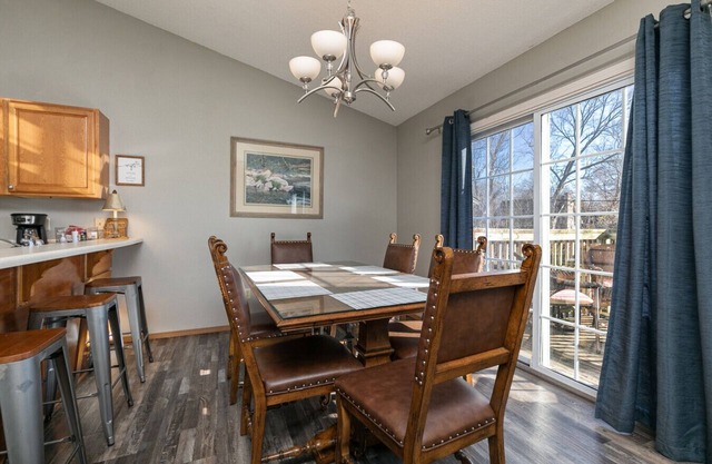 Great Location for Work & Play, King Master Suite