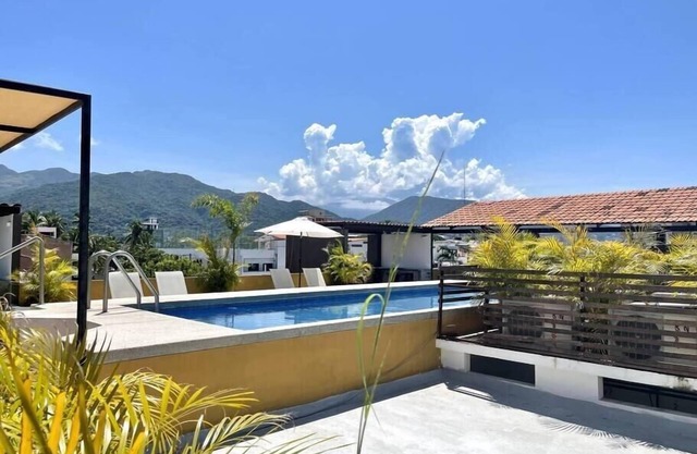 Great location + rooftop pool