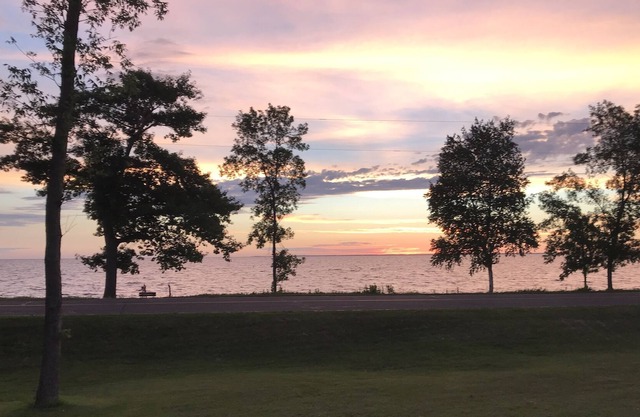 Tolle Lage am Lake Mille Lacs !! Schlafmöglichkeiten für bis zu 8