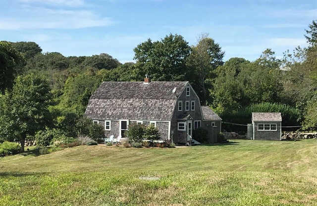 Großartige Lage - privater Hof - ältestes Haus auf Block Island