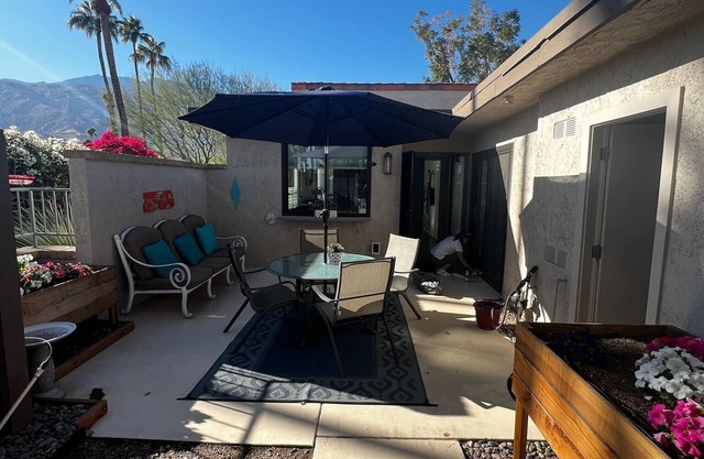 SUMMER DISCOUNT- 2Bed/2Bath Condo near Downtown Palm Springs with Pools/Spas
