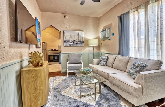 🌴Great Location☀Walk To Beach🐬Casa Al Mare #1🐠Historic Charm!