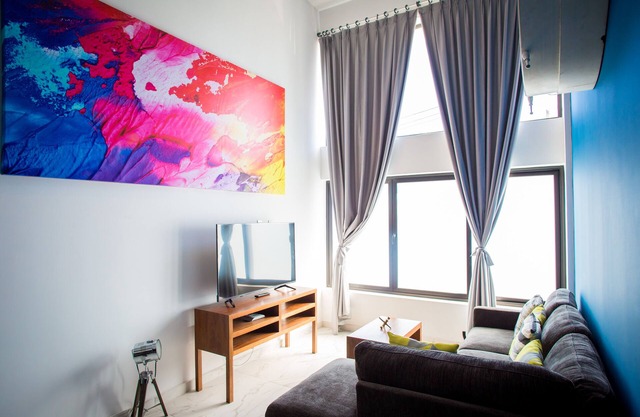 Tolles Loft in der Nähe der 5th Ave und des Strandes