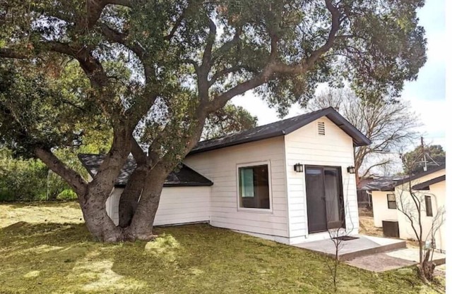 Great Oak Guesthouse
