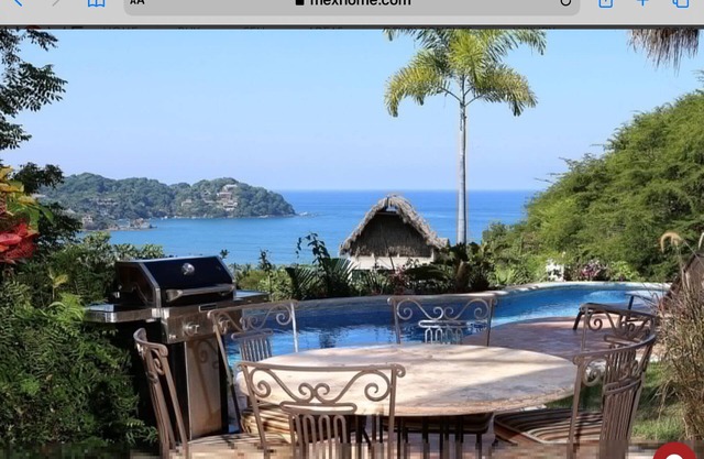 Great ocean views, walking distance to town/ beach, heated pool, family friendly