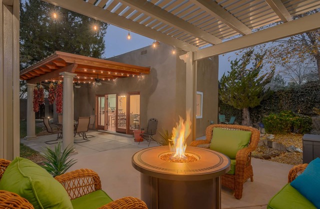 Cozy Southwest Comfort