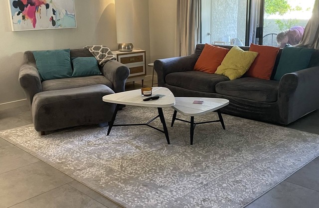 Great Palm Springs Oasis 2 miles from downtown!