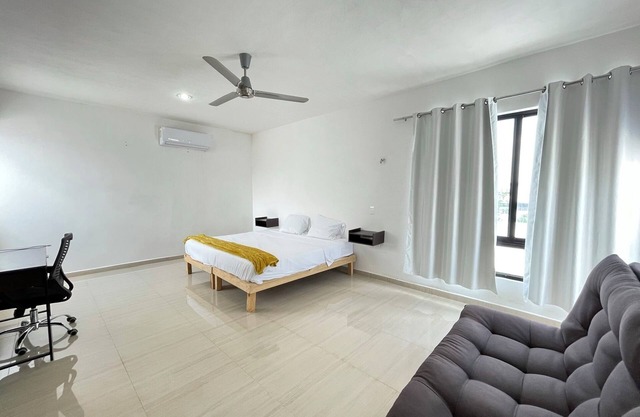 Great place to enjoy the beautiful Merida City, it's 25 min away from the beach!