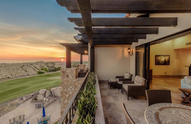 Great Rates, Fantastic Accommodations, World Class Golf and Dining