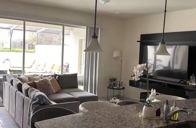 Great Room in excellent community and location