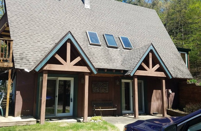 Great Sacandaga Haus am See mit 100 Fuß tiefen Zugang zum Wasser