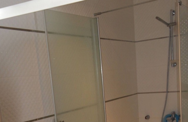 Toller Meerblick! Neue Wohnung 1 + 1 mit Pool