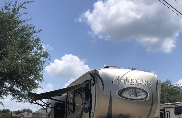 Great south west equestrian center 5th wheel