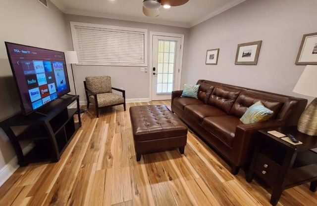 Great Spot near LSU and Mike the tiger