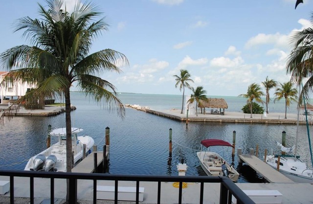 Great Townhome mit Blick auf das Becken und die Bucht - Futura Townhome 731