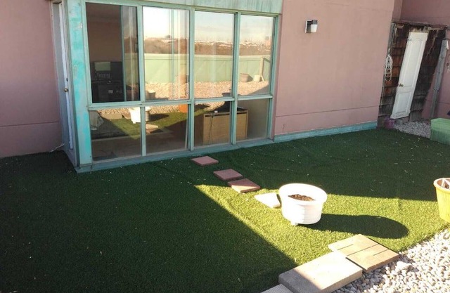 Great view 2 Bedroom apt with 700 sq ft terrace