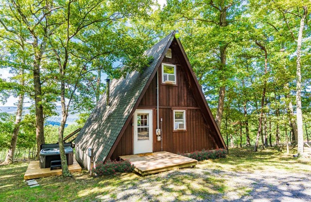 Great Views! A-Frame w Hot Tub, Grill & Fire Pit