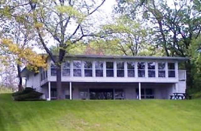 Tolle Aussichten, Schwimmen, Angeln - großer Hof für Familienaktivitäten am See!