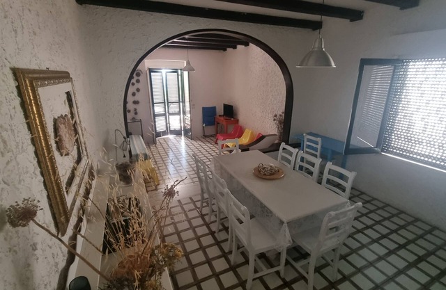 Große Villa vor dem Ionischen Meer im Süden Salento (Ugento)
