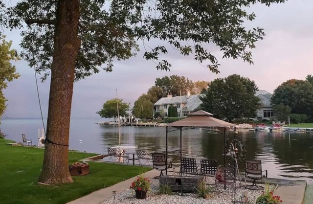 Green Bay Waterfront Home