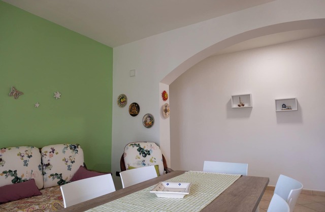 Green House, your oasis of relaxation just 100 meters from the beach!