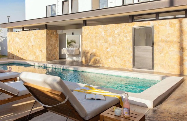 Green House Paradise Pet friendly 10 min playa