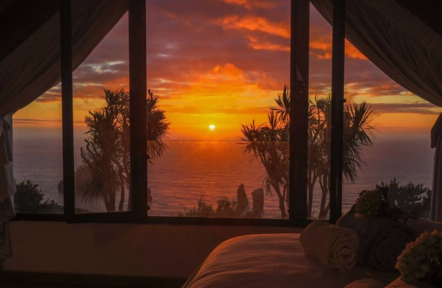 Green OceanView Relaxing Cottage