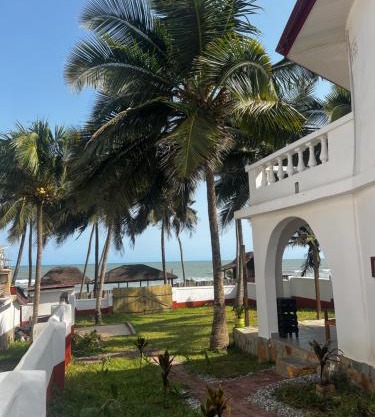 Green Protection Beach House Ghana