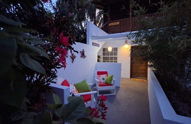 Green Studio - Amanda's Place - Pool and Tropical garden