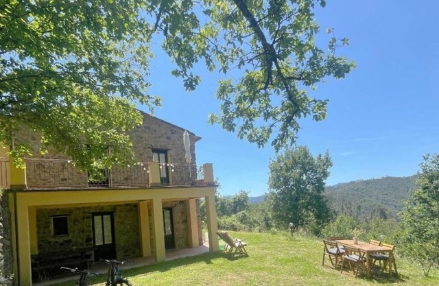 Green Valley House: Oleander