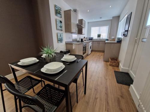 Greenacres Bungalow 2 Bedroom Sleeps 4 Near Town Centre