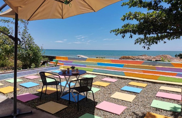 Greenage Seaview Bay Villa with stunning sunset