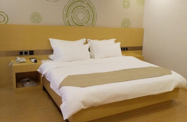 GreenTree Inn HuaiAn Area for development Shenzhen East Road Express Hotel