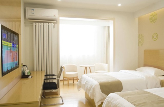 GreenTree Inn Jinan Yaoqiang Airport Airport Road Business Hotel