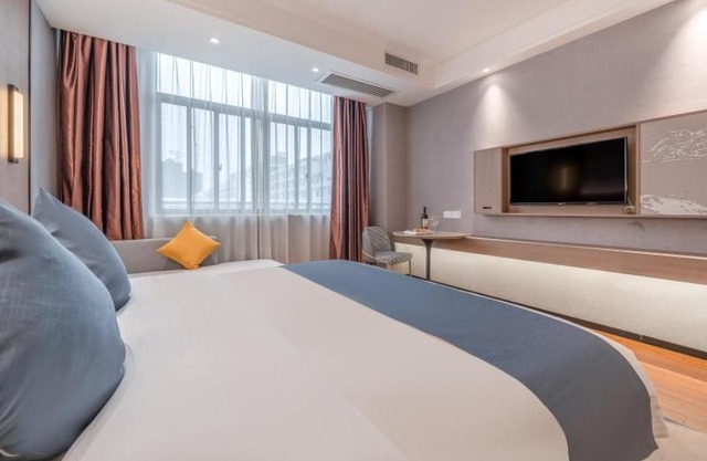 GreenTree Inn Yulin Hongjin Markey Yide