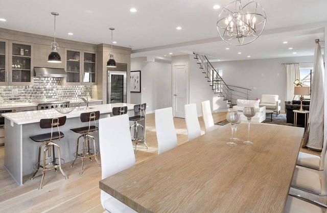 Greenwich "City Living" Penthouse New Building in town
