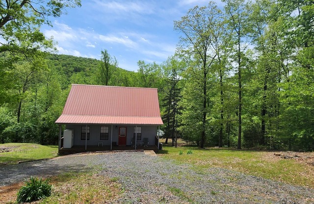 Greer's Ferry Lake Cabin