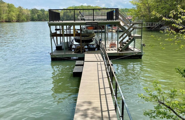 Grey Goose on Lake Lanier with Deep Water Dock